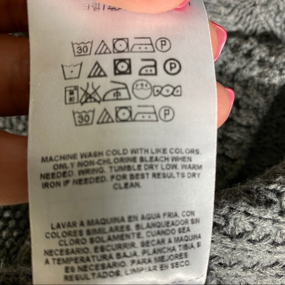 GUESS  Cable Knit  Sweater S/P Gray Long sleeve Scoop neck Sweater Zippe… - Picture 5 of 6